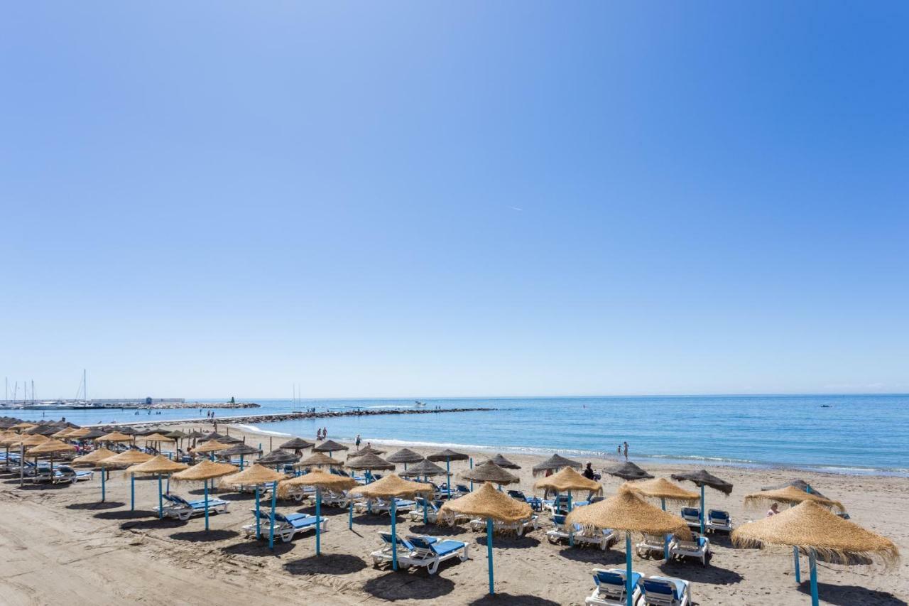 Beachfront Apartment Marbella Exterior photo